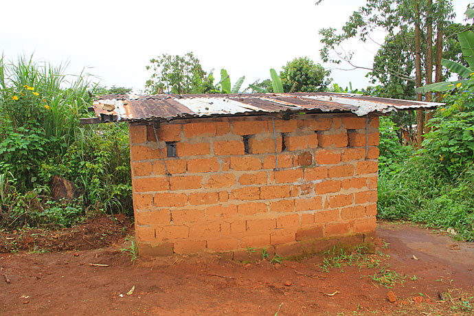 Toilettengebäude PS Njenka