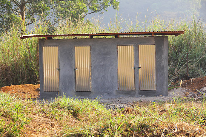 Toilettengebäude Bali Nyonga