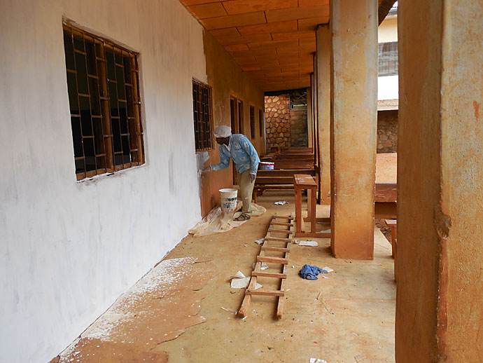 Renovatio Schule Kamerun Djottin
