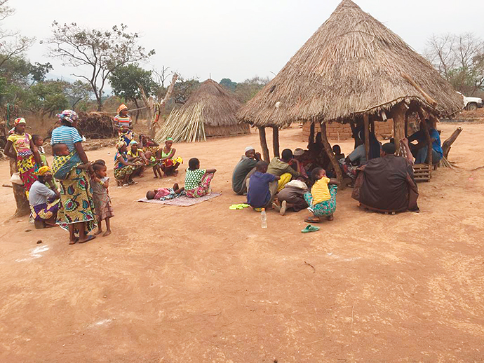 Schulsponsoring Kinder Adadmaoua Kamerun Bororo