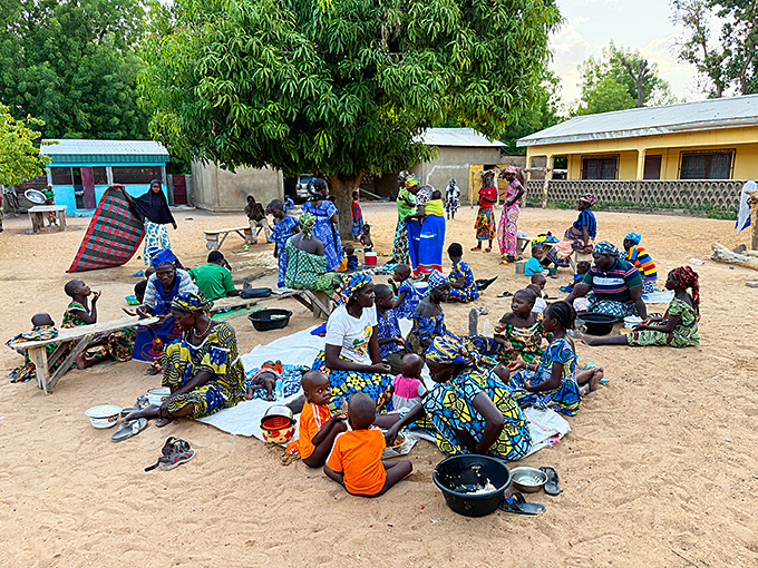 Ashia Kamerun Kinderhilfswerk Reisebericht Mutter-Kind-Programm