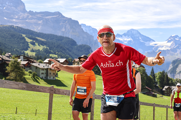 Jungfrau-Marathon Werbeshirt Laufen für den guten Zweck Laufsport Jungfraumarathon