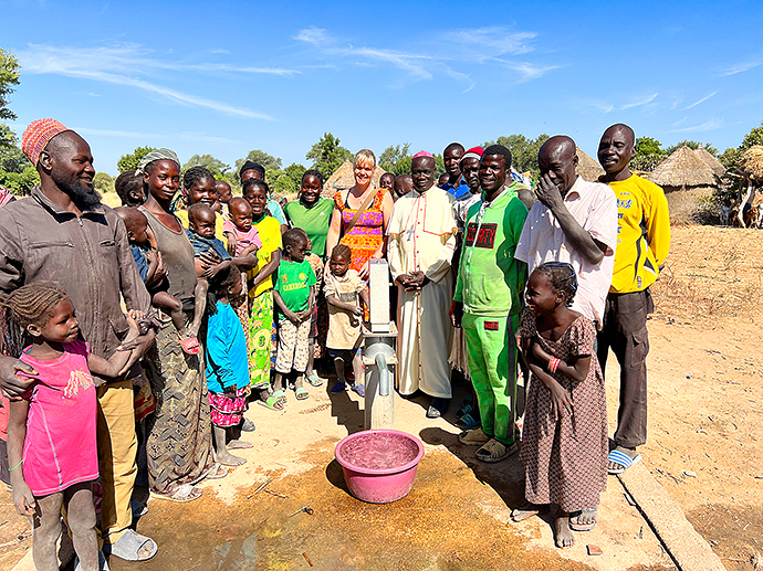 Brunnenbohrung Afrika Wasserprojekt Kamerun Extrême-Nord