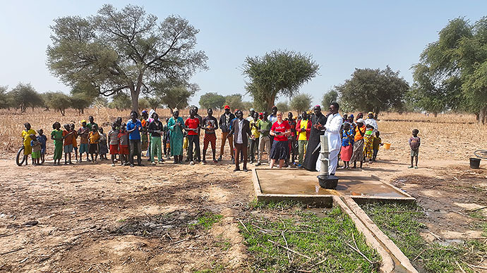 Brunnenbohrung Afrika Wasserprojekt Kamerun Extrême-Nord