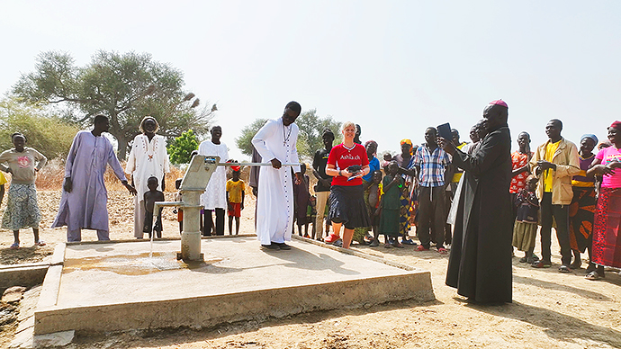 Brunnenbohrung Afrika Wasserprojekt Kamerun Extrême-Nord