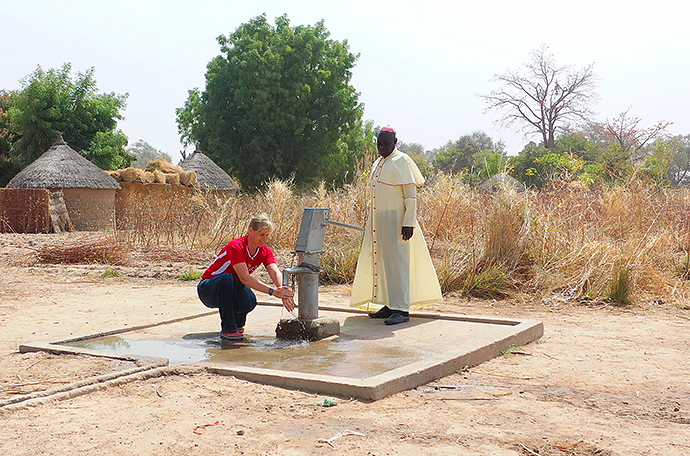 Brunnenbohrung Afrika Wasserprojekt Kamerun Extrême-Nord