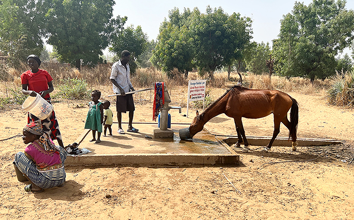 Brunnenbohrung Afrika Wasserprojekt Kamerun Extrême-Nord