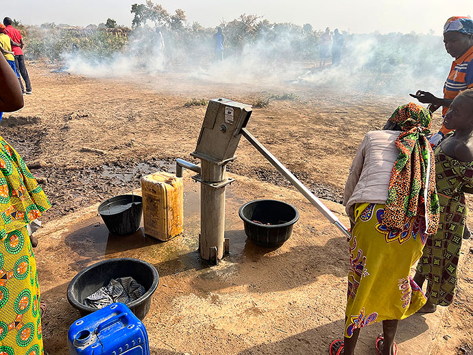 Brunnenbohrung Afrika Wasserprojekt Kamerun Extrême-Nord