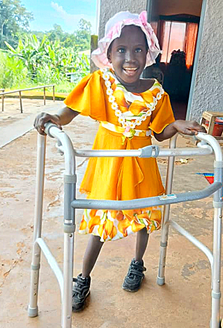 Kinderoperationen Ashia Kamerun