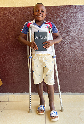 Kinderoperationen Ashia Kamerun