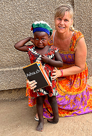 Kinderoperationen Ashia Kamerun