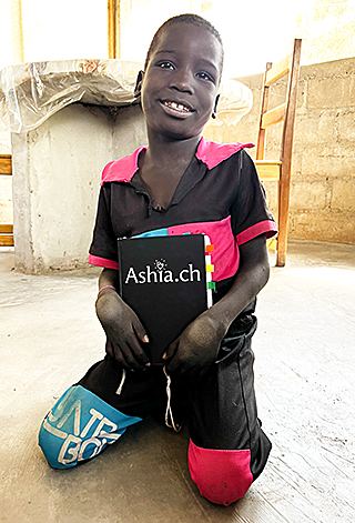Kinderoperationen Ashia Kamerun