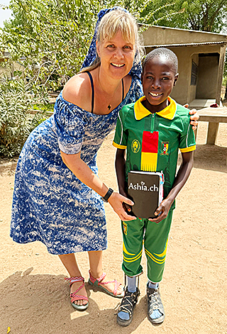 Kinderoperationen Ashia Kamerun