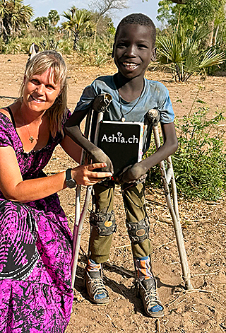 Kinderoperationen Ashia Kamerun