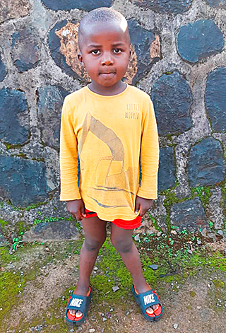 Kinderoperationen Ashia Kamerun