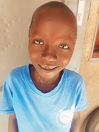 Halsfistel Kinderoperation Kamerun Kinderhilfswerk