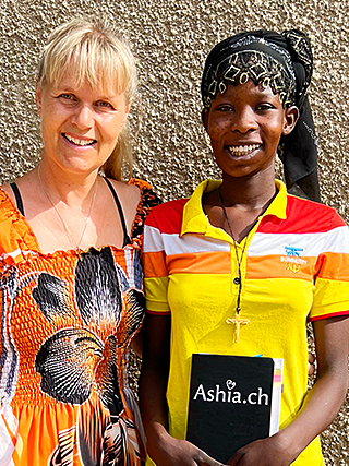 Neurofibromatose Kinderoperation Spitalbehandlung Kamerun